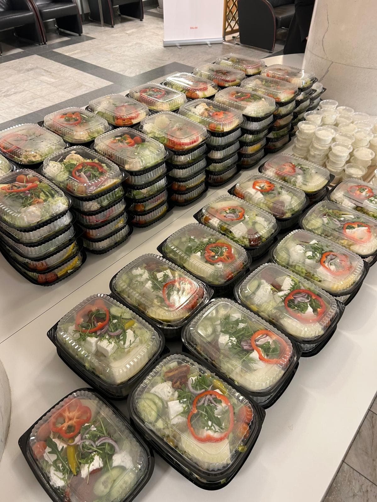 Catering, smörgåstårtor och tårtor i Huddinge
